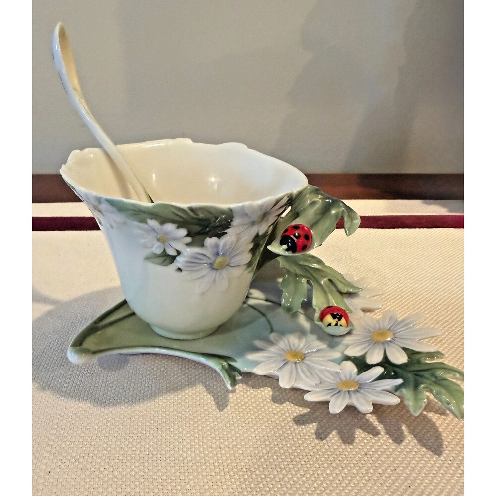 Beautiful Franz Porcelain Retired Set Ladybug Teacup Saucer And Spoon (CG)